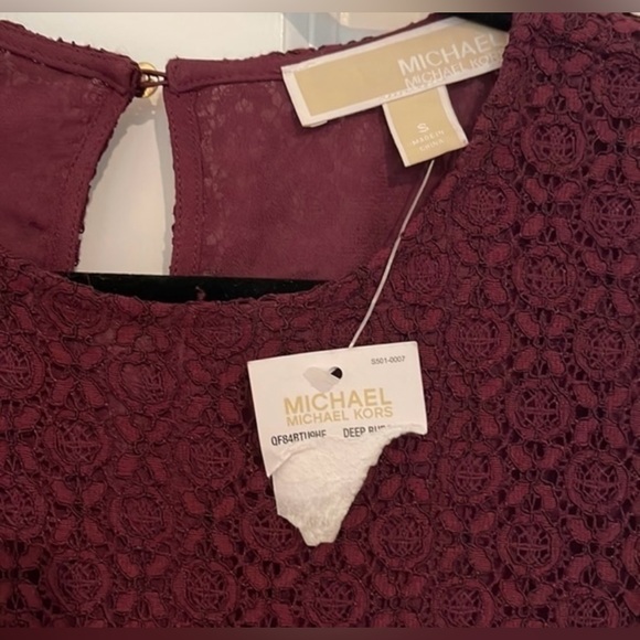 Michael Kors Bell Sleeve Lace burgundy blouse - Picture 4 of 4